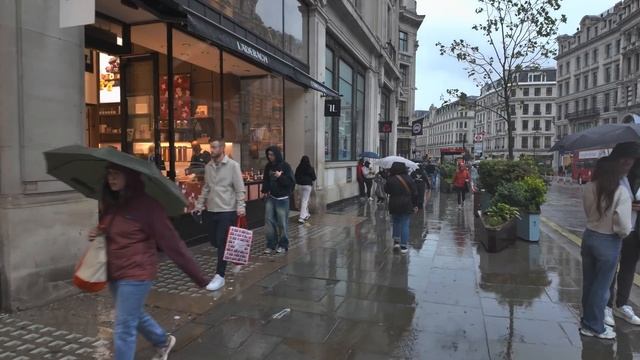 LONDON, England – RAINY WEST END Walking Tour 4K HDR