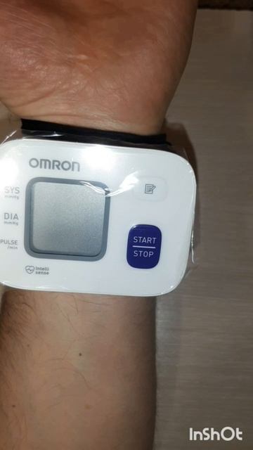 Обзор покупки на Озон.Тонометр давления на запястье Omron.Серия3.Часть2.mp4