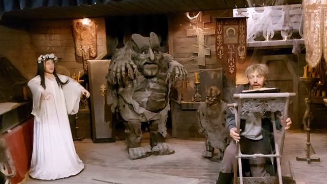 «Вий» — советский художественный фильм ужасов.  (5)
