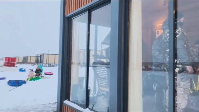 Празднование события в беседке с мангалом