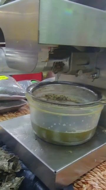 Как делают правильное масло холодного отжима. Смотрите все