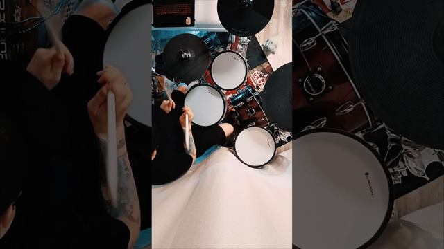 Static-X-The only |DRUMCOVER|🥁🤘🤘
#rock #alternative #metal #cover #music #drums #staticx  #бараба