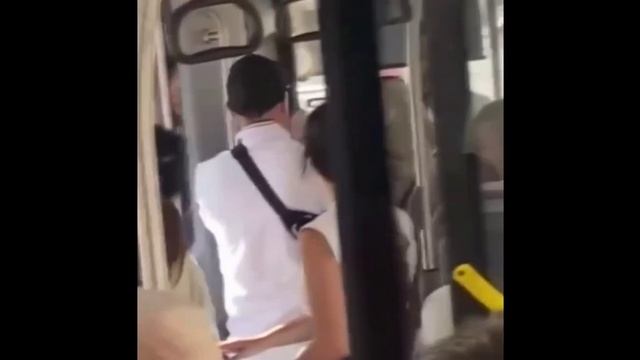 Турчанки категорически против улучшения демографии в стране за счёт мигрантов.