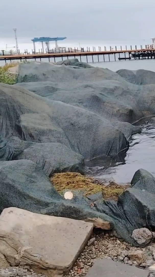 Пугающий городской пляж Анапы