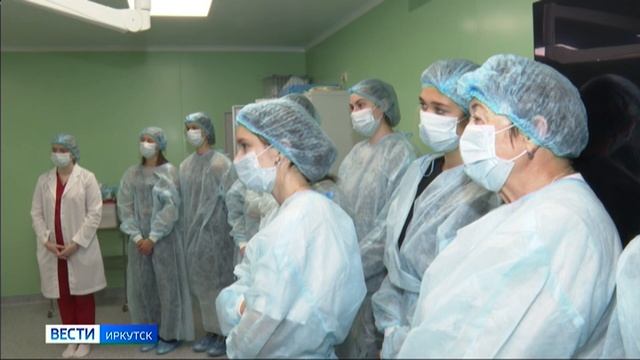 В Иркутске школьники получили возможность примерить на себя работу врачей