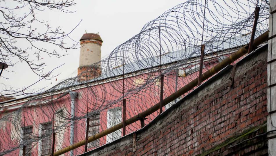 Россиянку приговорили к 22 годам колонии за финансирование ВСУ
