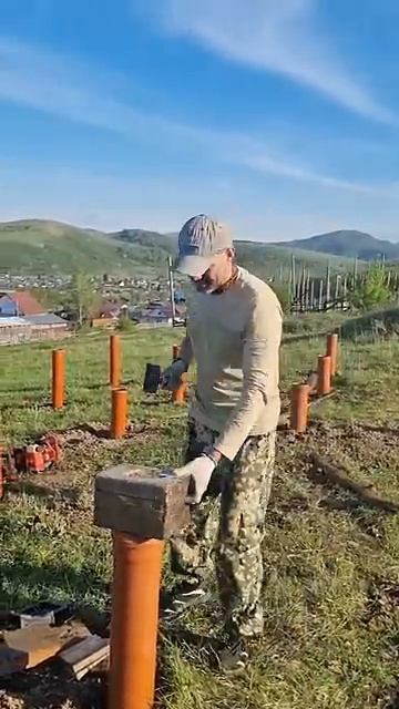 Простой и надёжный свайный фундамент своими руками за 30 тр