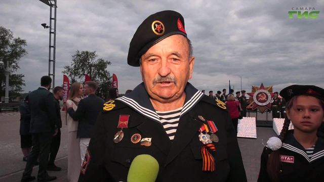 Самара почтила память героев: акция "Свеча памяти" на Аллее Соловецких юнг
