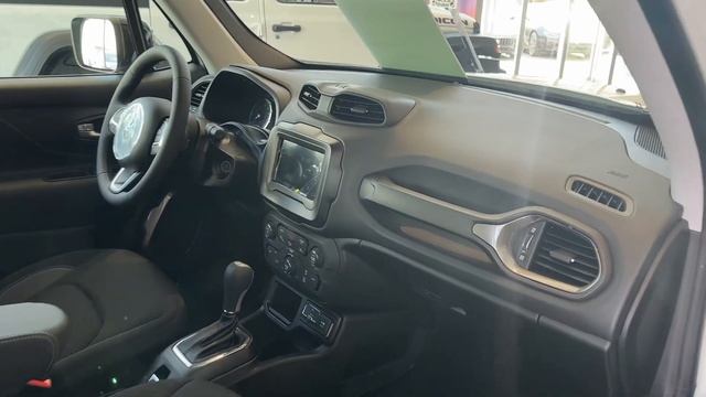 Цены на авто в Турции, обзор автосалона JEEP, Анталья