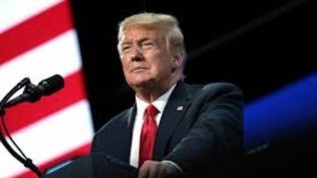 Президент США выступил с заявлением о возможной смене режима в Иране