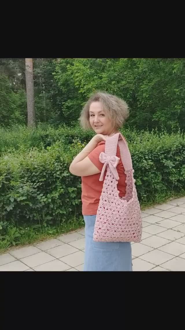 Розовая цветочная сумка
