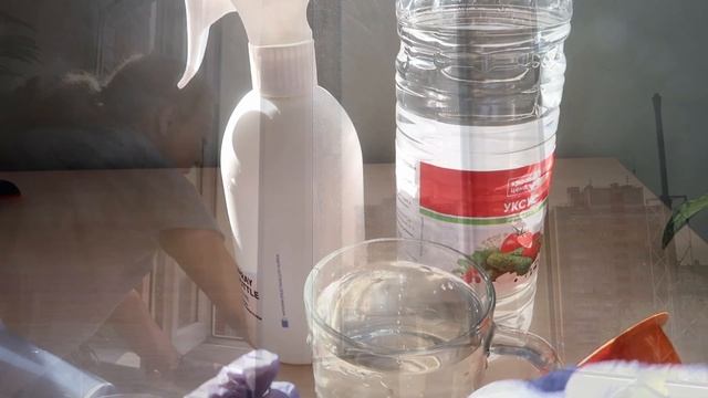 Добавьте это в воду и вы никогда не будете мыть ОКНА (или очень редко)
