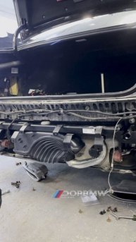 Установили фаркоп для #BMW7 G12