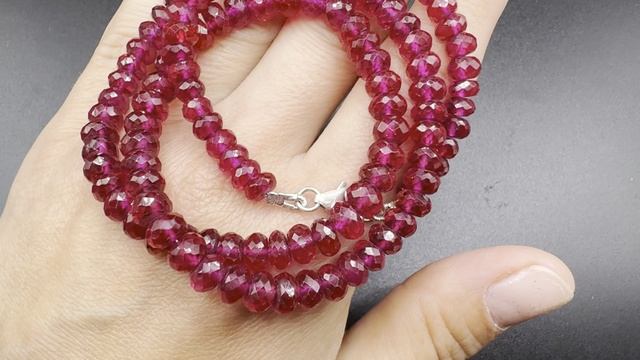 Колье с натуральной розовой шпинелью Длина нити 46-47 см Бусины от 7 до 5-6 мм ШПИ020