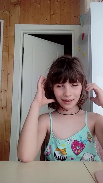 поддержите Соню подпиской и лайком