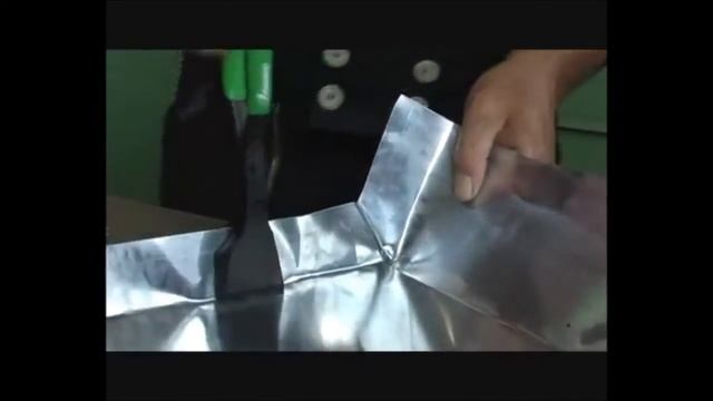 Клещи кровельные с угловой функцией