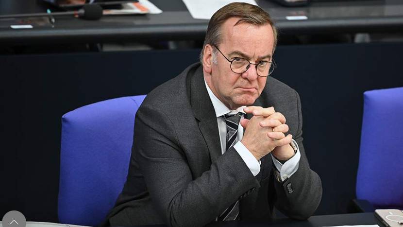 FT сообщила о недовольстве членов НАТО на фоне давления Писториуса на Хегсета