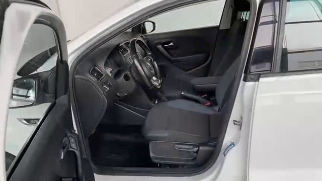 Polo XW8ZZZ61ZLG014304