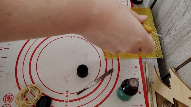 свеча из вощины
очищение и наполнение денежного канала
