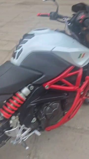 Benelli 600