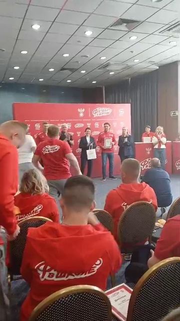 Магнит футбола