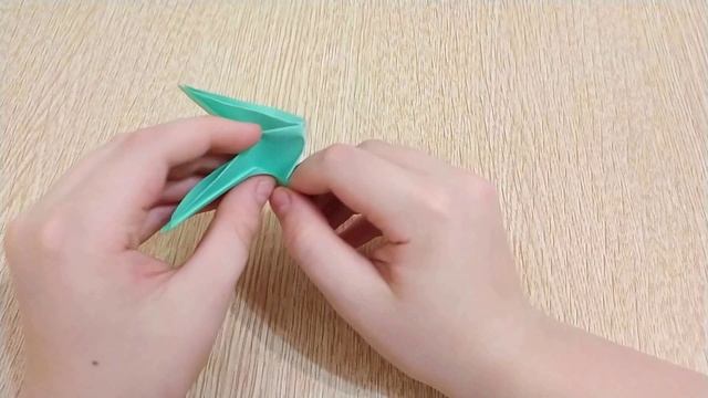Как сделать бумажного динозавра