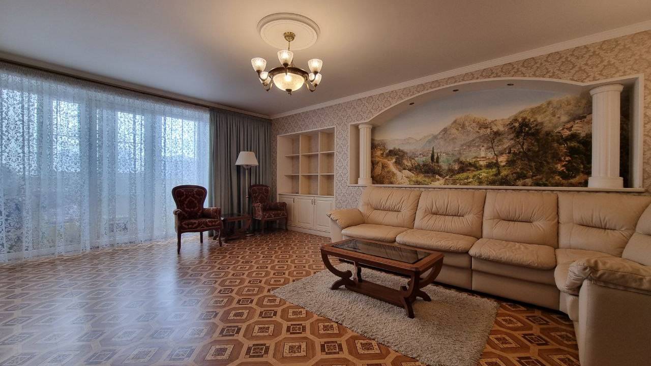 продажа квартиры Саратов Яблочкова 26/28 89033801999