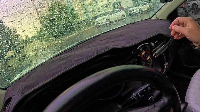 Накидка из алькантары, на панель приборов Kia Rio X-line.