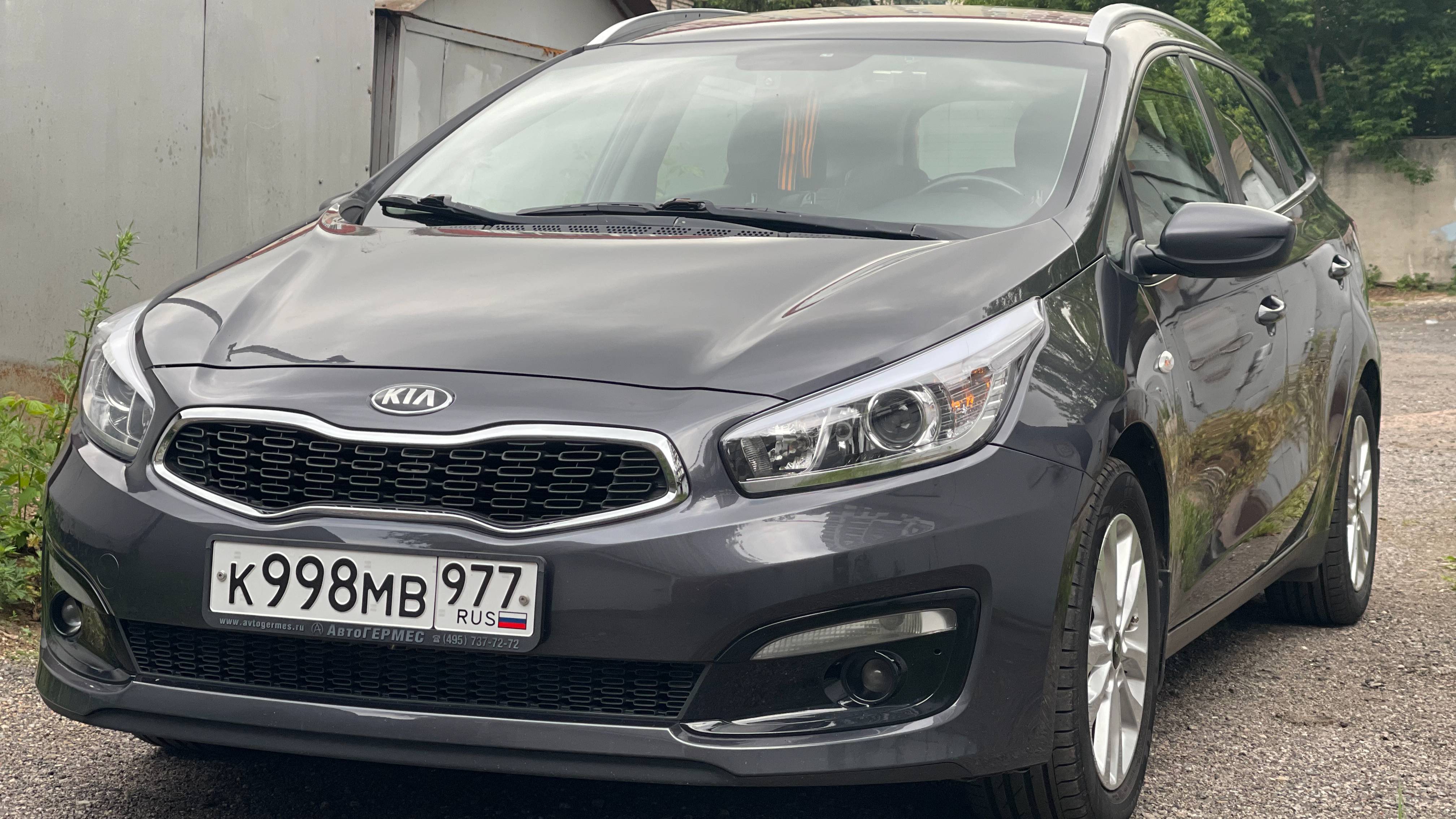Продается Kia Ceed 2018г.в., эксплуатация с 2019г. Двигатель 1.6., коробка Автомат.