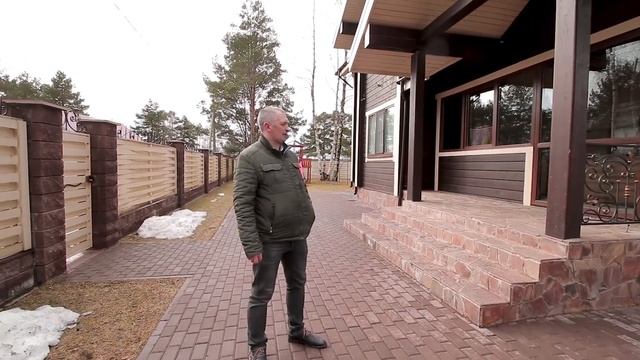 Из чего лучше построить дом. Строительство дома из дерева или камня.