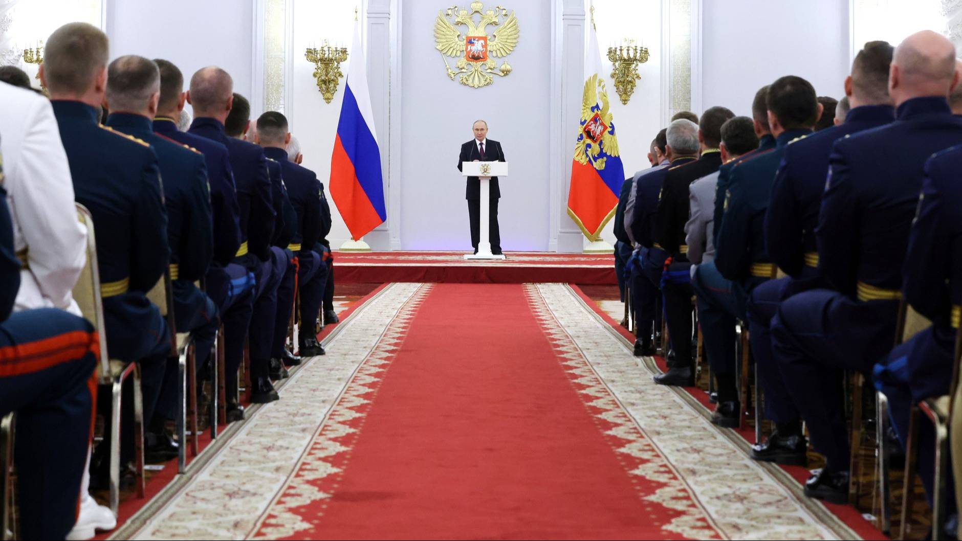 Встреча президента Российской Федерации Владимира Путина с выпускниками военных вузов [ 2025 ]