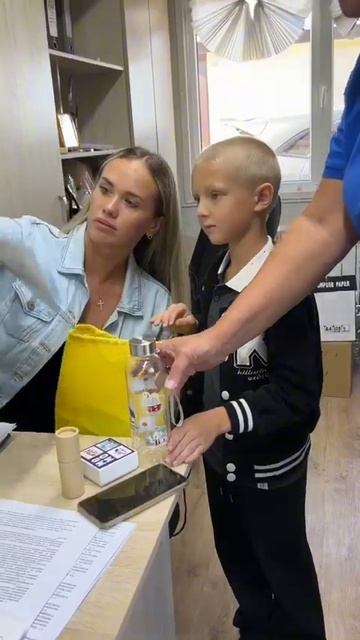 Дарим подарки нашим первоклашкам #подарки #подаркидетям#трогательныеистории #традиции #владивосток