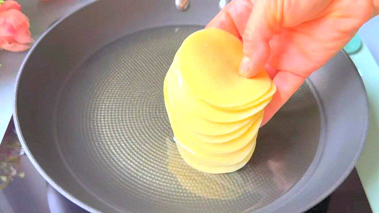 Пельменное тесто в кипящем масле — забытый рецепт из 90-х! Дешево, вкусно, ностальгия!