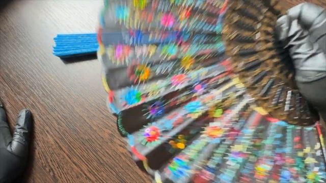 АСМР Окунёт вас в атмосферу уюта и релаксации с помощью успокаивающих звуков складного веера
