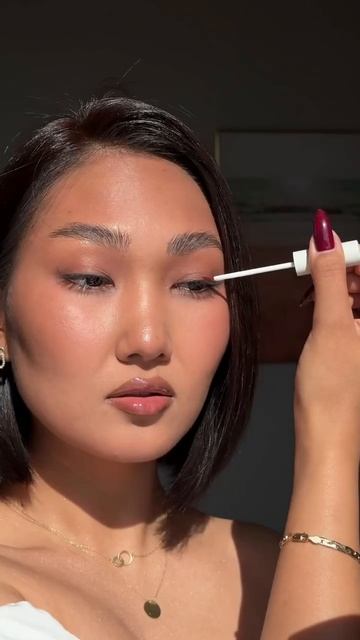 Длинные ресницы за несколько недель😍✨Получайте скидку 20% по промокоду OHMYLASH при заказе на OZON