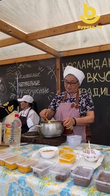Баргажанай аймагай Хилгана нютагта «Сагаан эдеэнэй найр»!