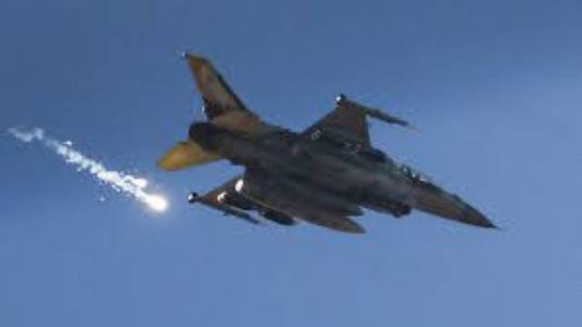 Военно-воздушные силы Израиля провели серию ударов по центральной части Ирана