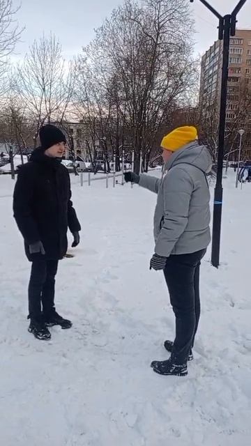 поссорилась с Мишей
