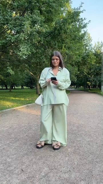 Костюм в цвете фисташки KIRA BARYSHEVA ✨ kirabarysheva.ru #костюм #костюмы #style #outfit #стилист