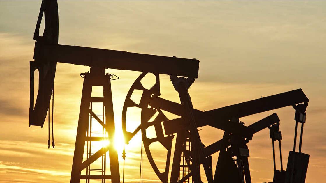 Цена нефти Brent впервые с января превысила $81 за баррель