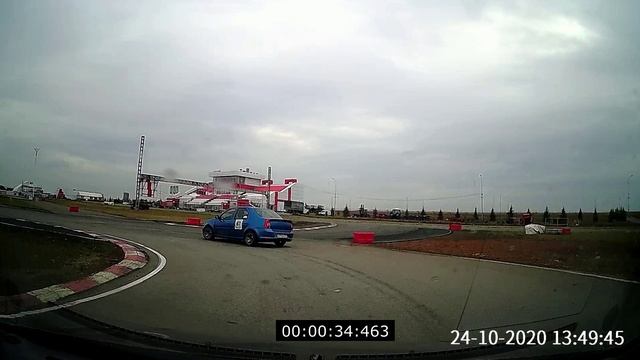 Круг по треку АСК "Вираж" на Renault Logan AIRfrance
