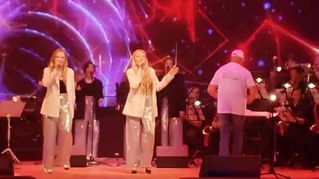 Екатерина и Кристина дуэт