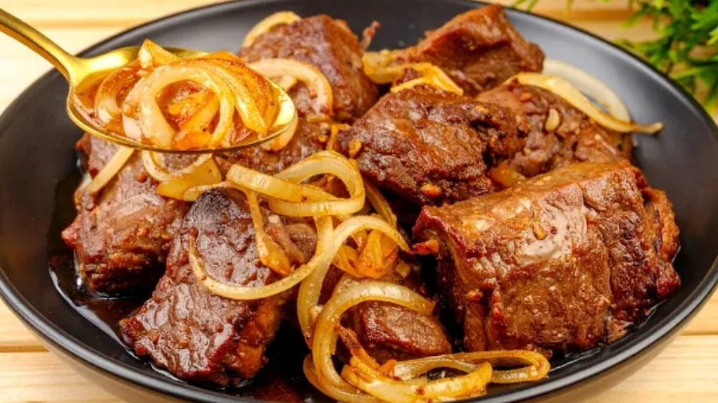 Узнайте, как приготовить самое жесткое мясо так, чтобы оно таяло во рту! 🥩🥩🥩