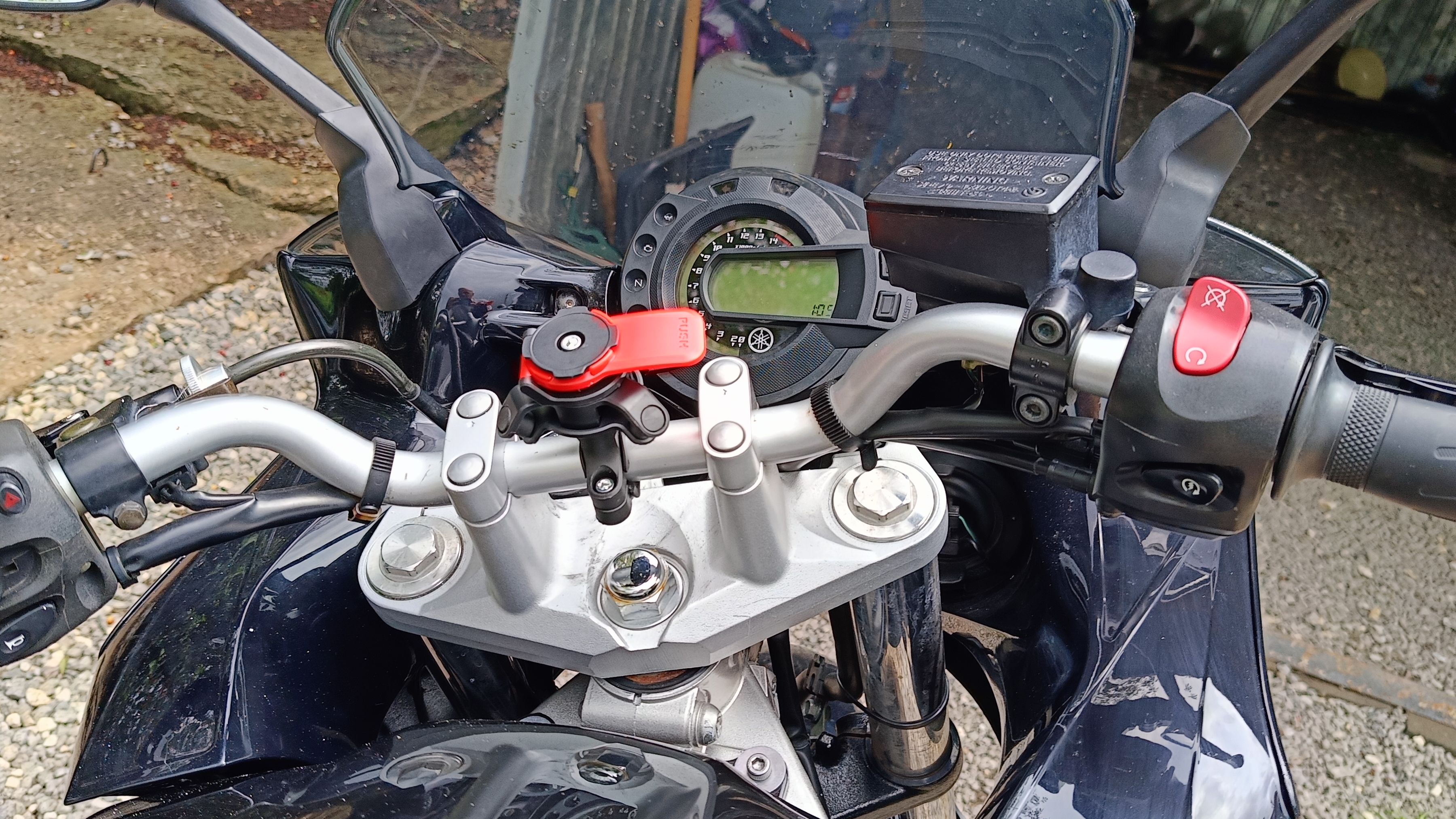 YAMAHA FS6-S Держатель для телефона с демпфером.