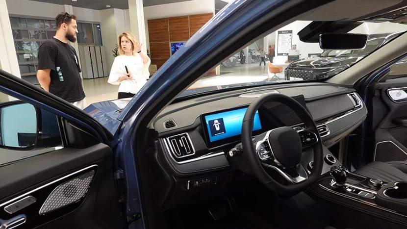 Авторынок России преодолел планку в 500 тыс. проданных машин