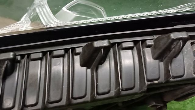 7930485