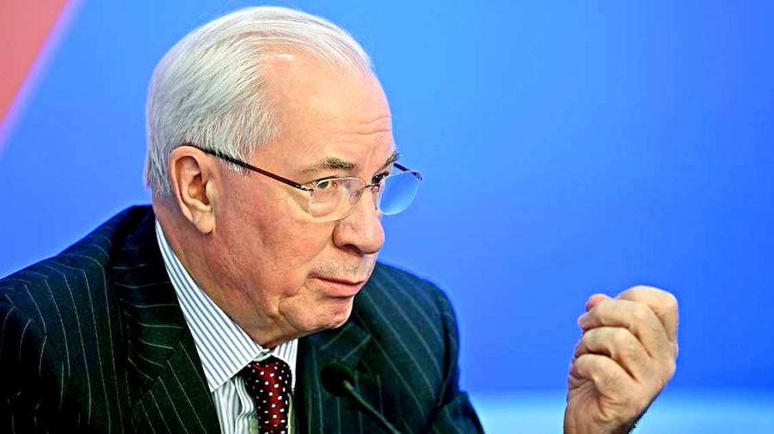 Экс-премьер Азаров призвал к прямым переговорам РФ и США по Украине