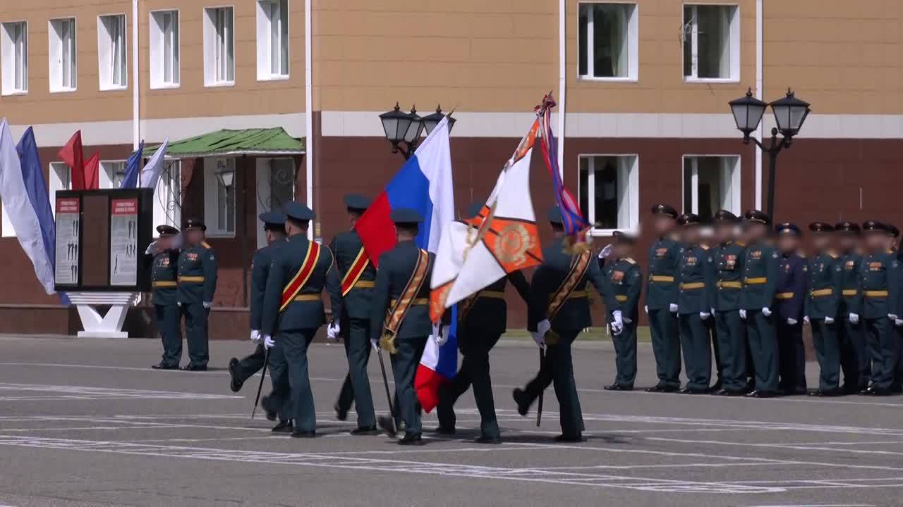 Сергей Ситников поздравил выпускников Академии РХБЗ