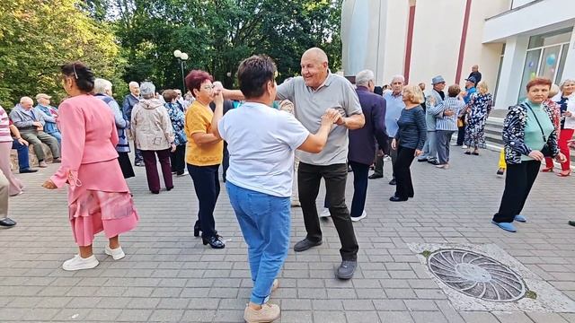 21.06.25г..."Хочу Тепла и Шоколадку"...