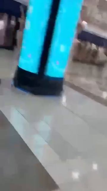 Непривычная обстановка в Катаре. 😀  Ирак и Кувейт закрывают свое воздушное пространство для поле...